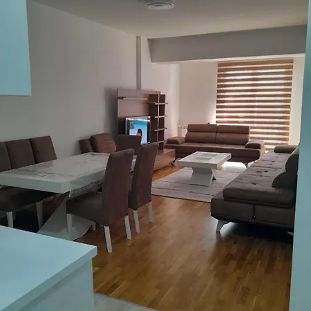 Lux Karposh In Skpoje Apartment *